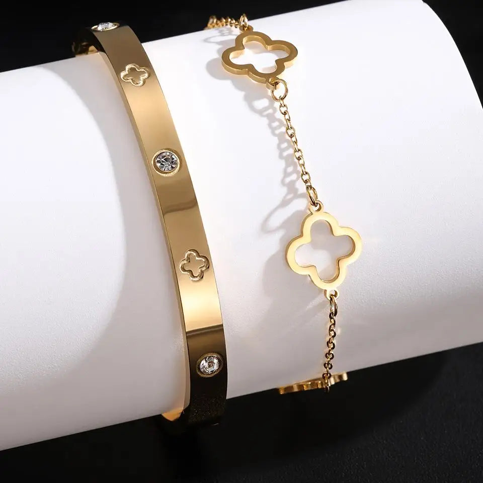 Clover bracelet